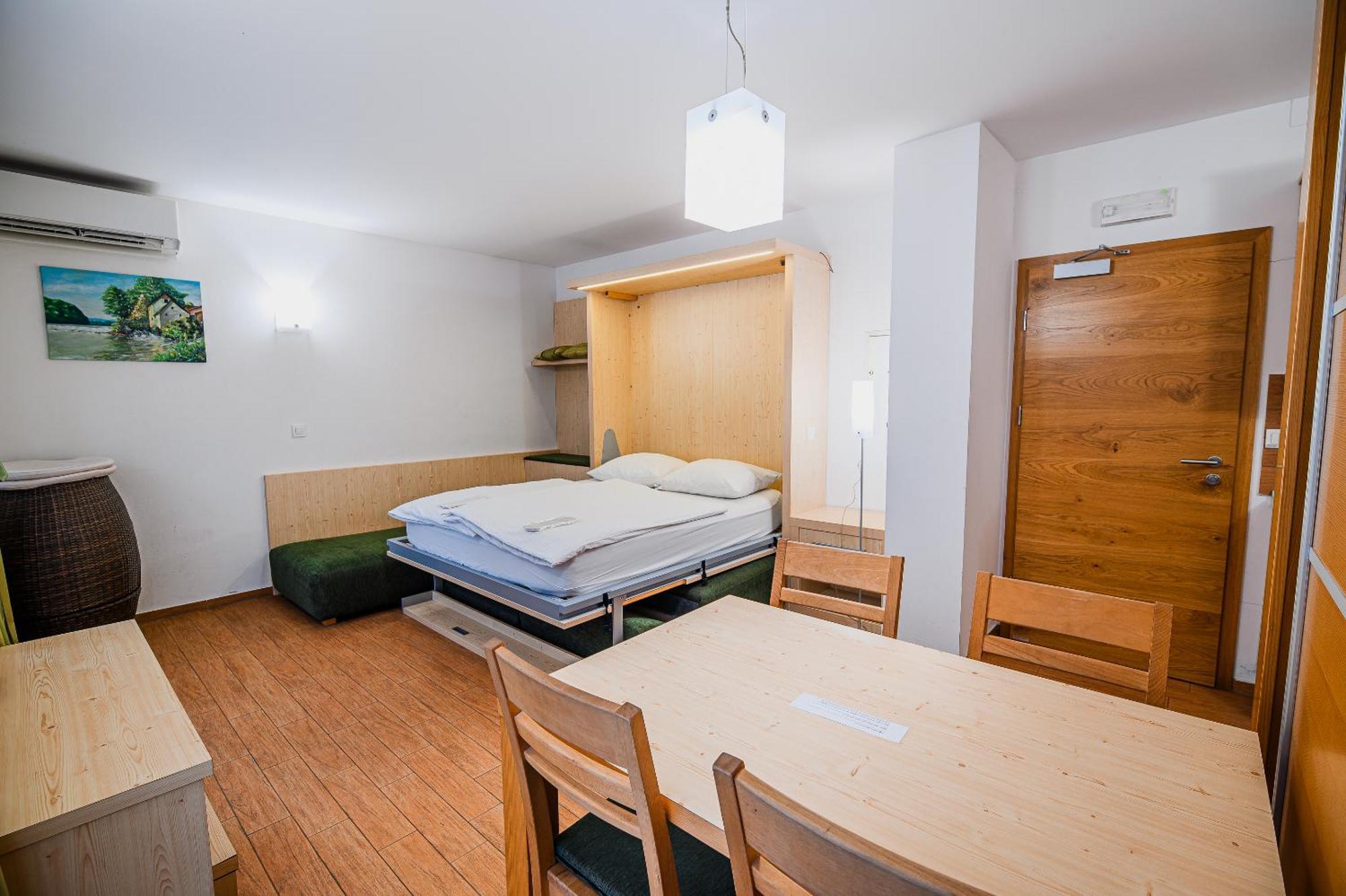 Apartments Maleric With Indoor Pool And Wellness Dragatuš Zimmer foto