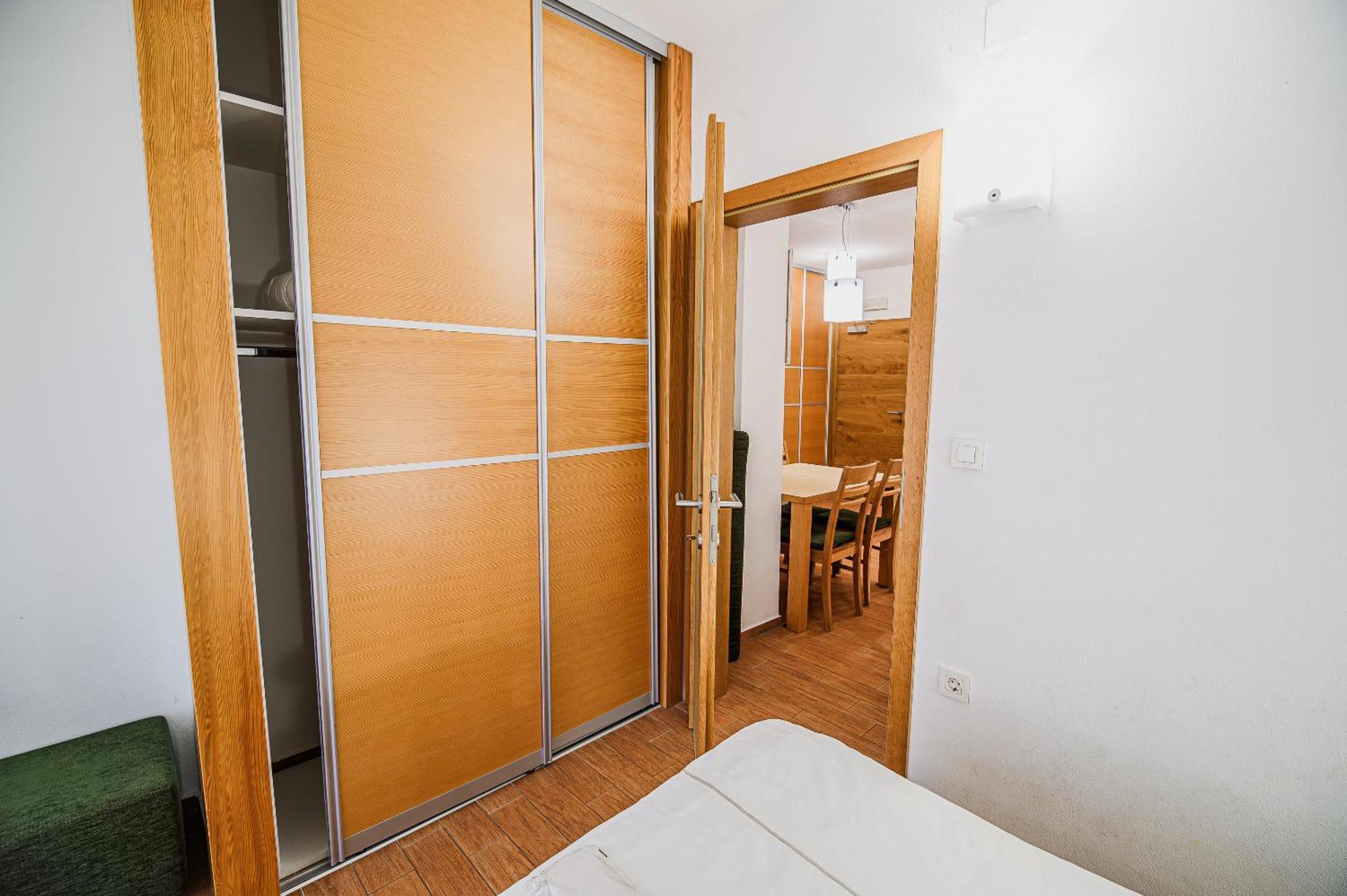 Apartments Maleric With Indoor Pool And Wellness Dragatuš Zimmer foto